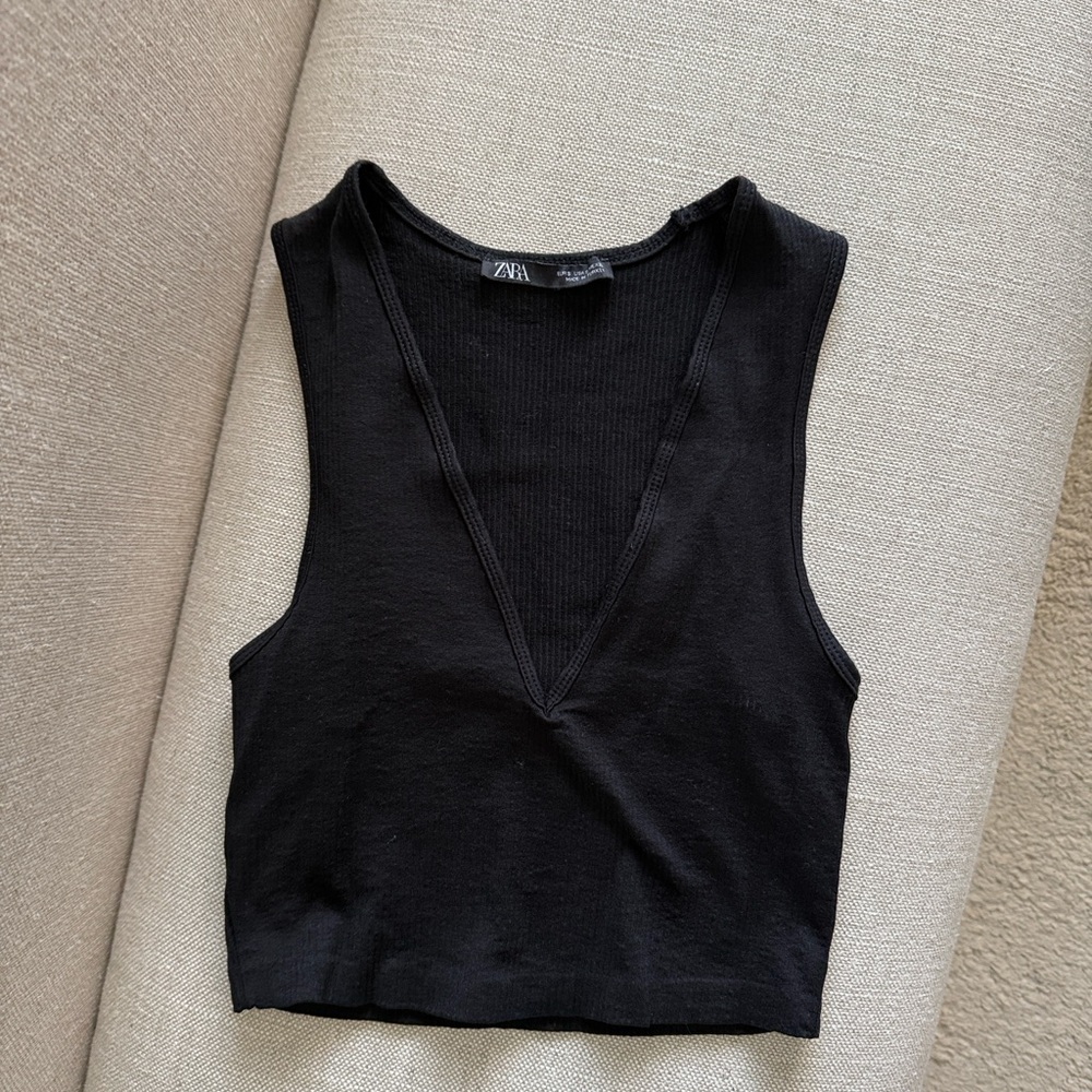 ZARA | V-neck Sleeveless Crop Top - Picture 3 of 3
